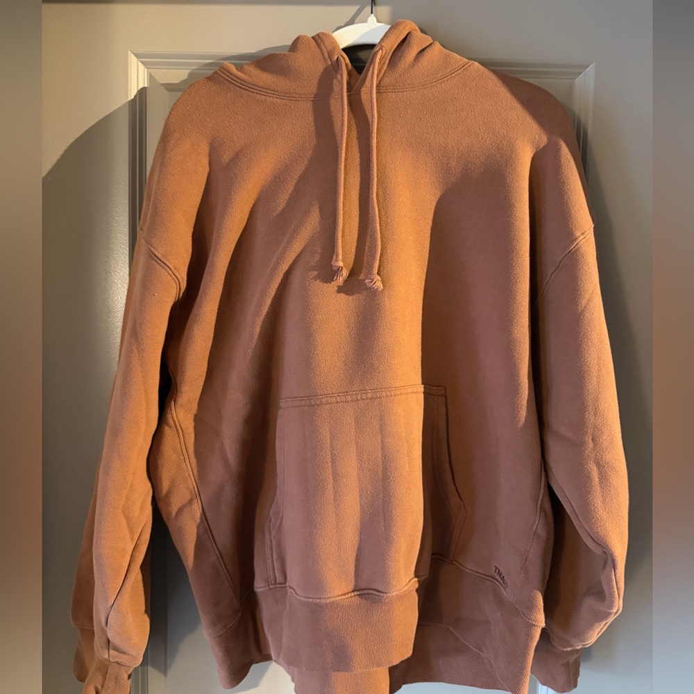 Aritzia TNA brown sweatshirt